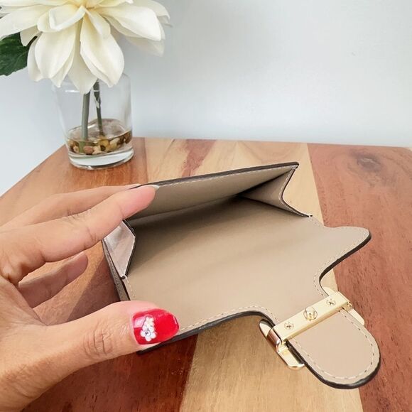 Coach Pepper Wallet In Signature Canvas‎ - Picture 6 of 7